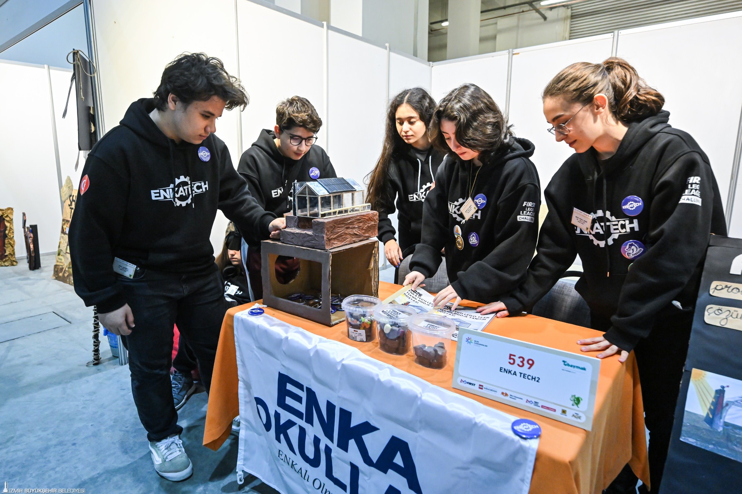 FIRST LEGO League Ulusal Turnuvası Fuar İzmir’de: 74 takım, 750 'bilim kahramanı' yarışıyor!