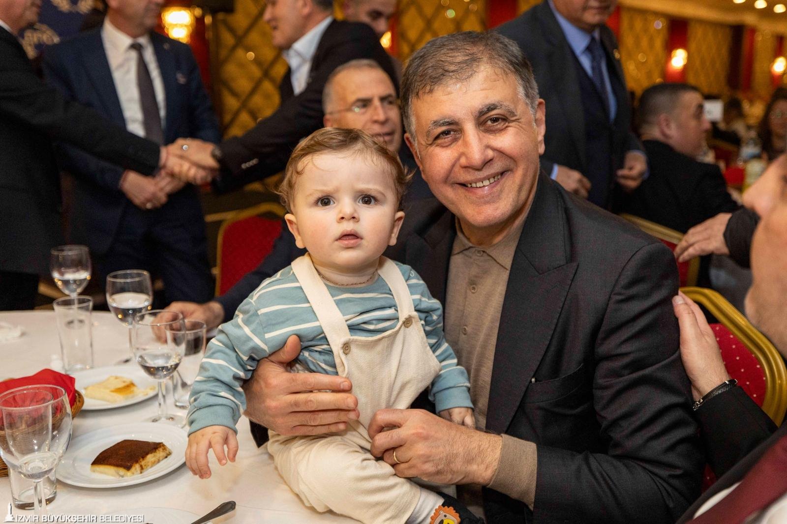 Başkan Tugay Balkan soydaşlarla iftarda: 'Kaderimiz de geleceğimiz de ortak'