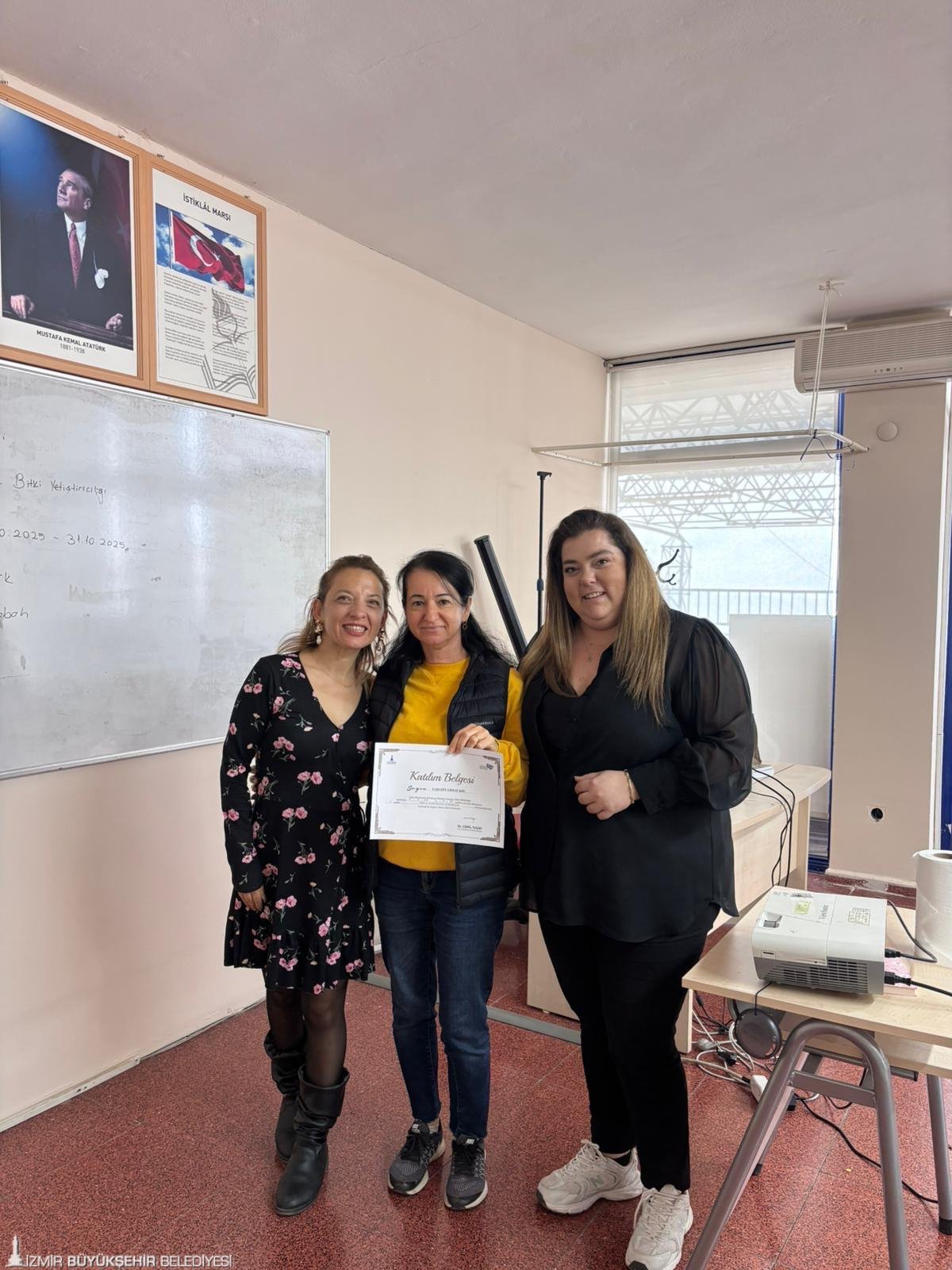 Meslek Fabrikası’ndan Kemalpaşa’ya uzanan başarı: Emekli öğretmen salep üreticisi oldu