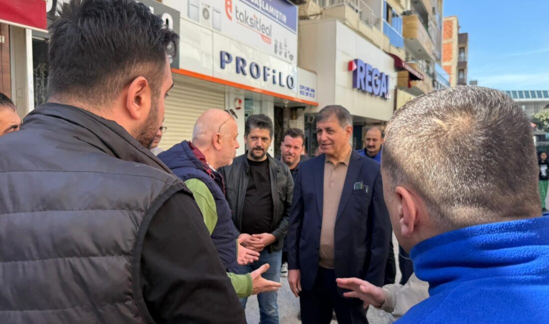 İzmir Büyükşehir Belediye Başkanı Dr. Cemil Tugay, "Güzel İzmir Hareketi"