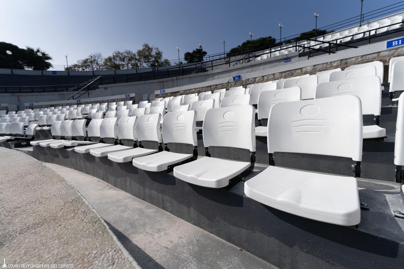 İzmir'in sanat mabedi Kültürpark Atatürk Açık Hava Tiyatrosu yenileniyor