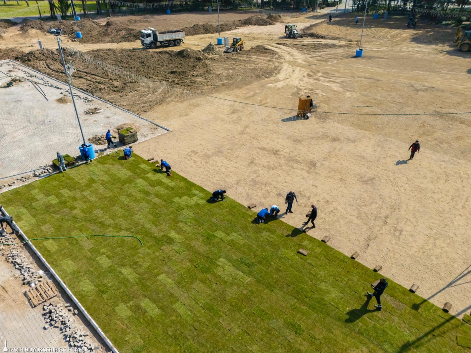 Kültürpark'ta 12 bin metrekarelik dev yeşil dönüşüm: İzmirlilerin yeni özgürlük alanı olacak