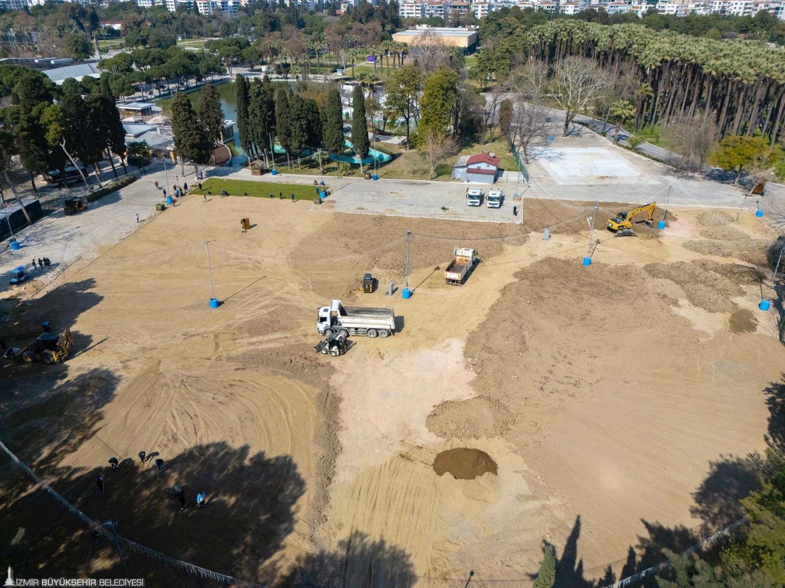 Kültürpark'ta 12 bin metrekarelik dev yeşil dönüşüm: İzmirlilerin yeni özgürlük alanı olacak