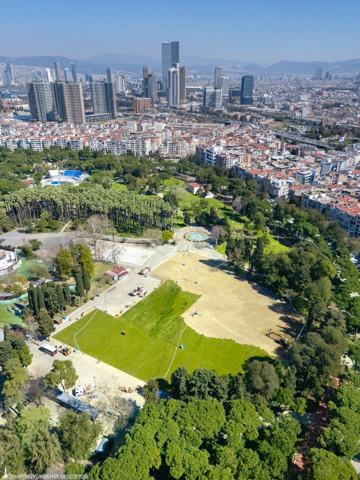 Kültürpark'ta 12 bin metrekarelik dev yeşil dönüşüm: İzmirlilerin yeni özgürlük alanı olacak