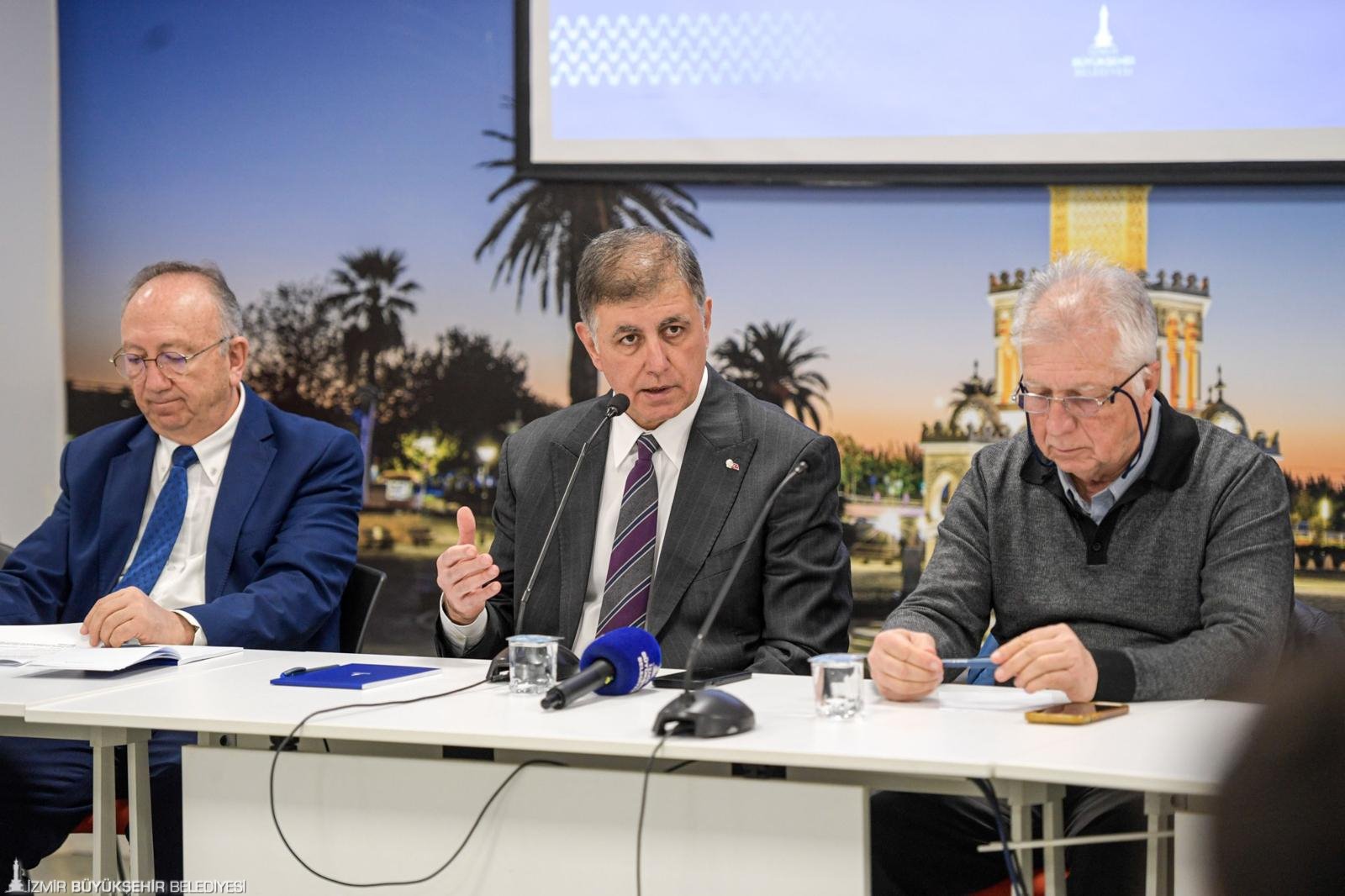 İzmir'in zeytinyağına Büyükşehir 'kefil' olacak