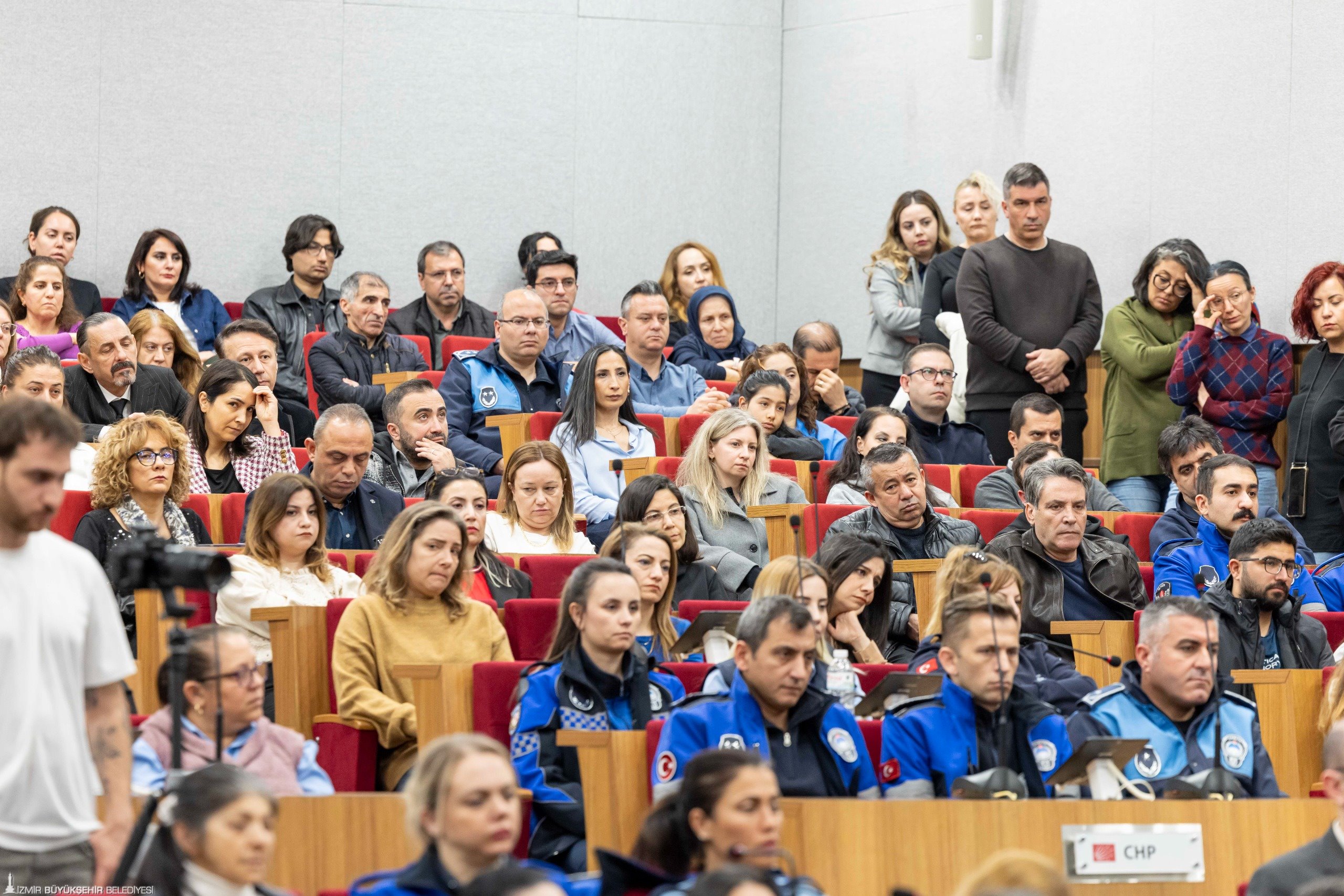 Başkan Tugay personelle bayramlaştı: 'Yol arkadaşlarım; sizler bu kentin vicdanısınız'