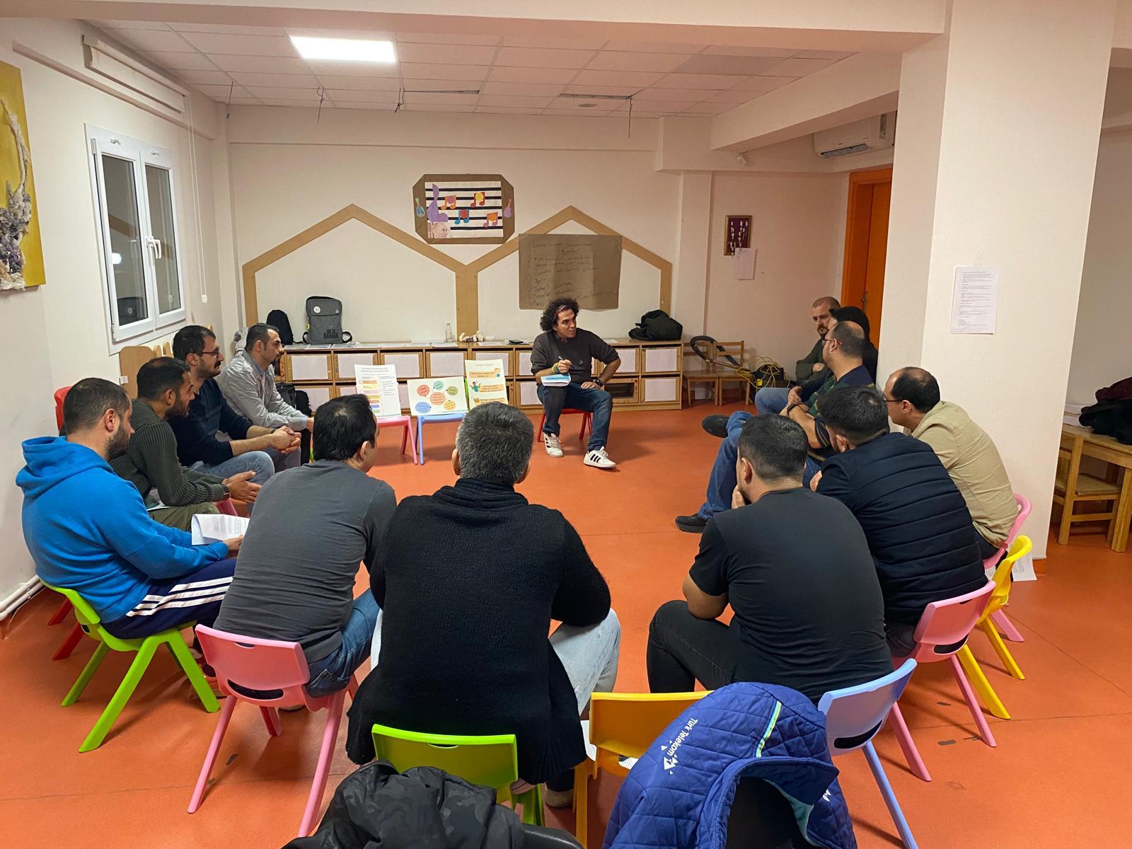 İzmirli babalar için "Eski Köye Yeni Adet": Yardımcı değil, sorumlu ebeveyn dönemi!