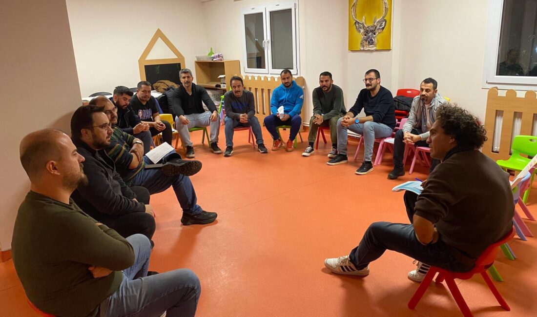 İzmir Büyükşehir Belediyesi’nin BADEP projesiyle babalar, çocuk gelişiminde başrole soyunuyor!