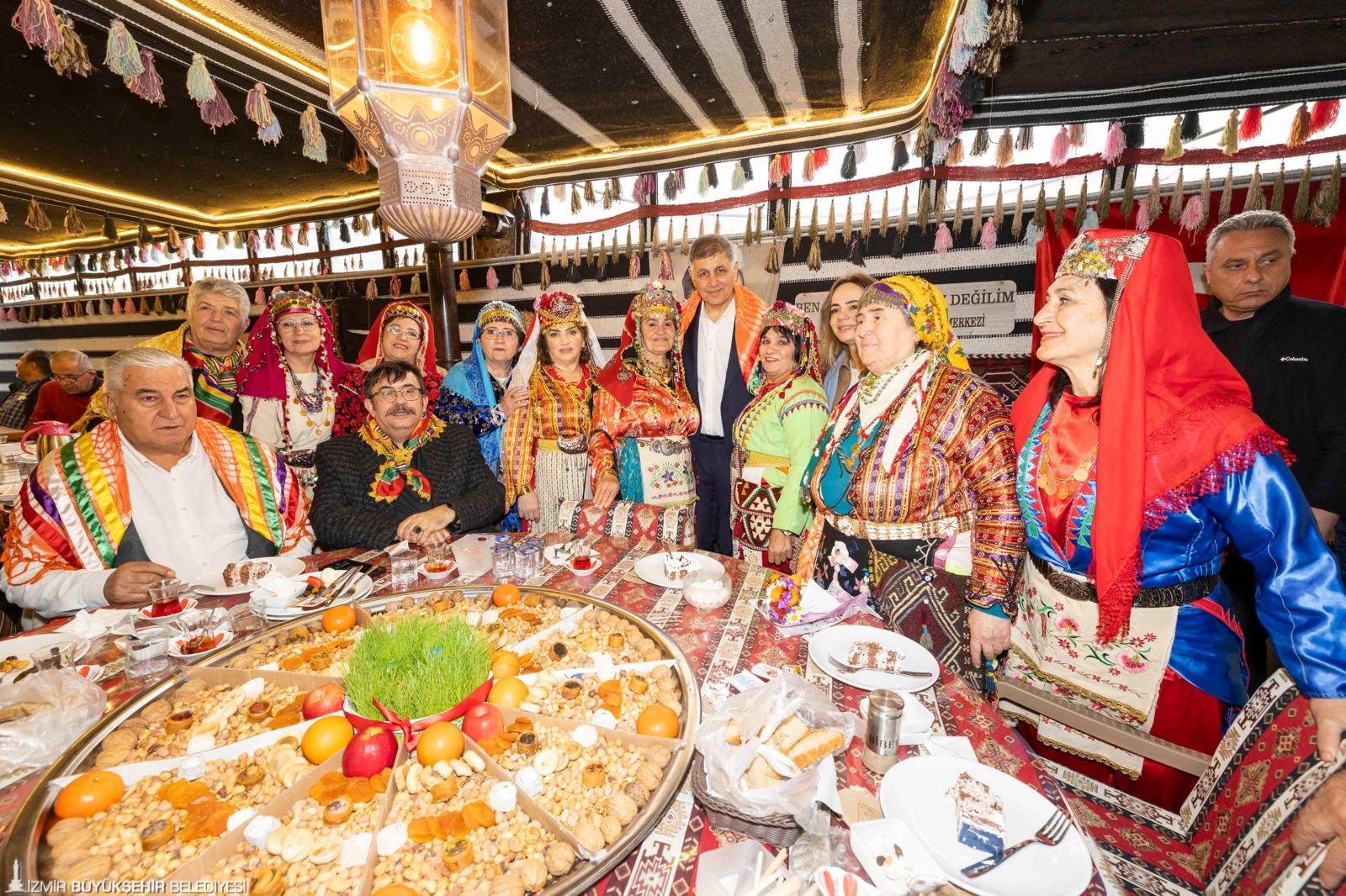 Tugay'dan Oba'da 'Vefa' mesajı: Semeni tepsisinde ne diledi? 4 Tugay'dan Oba'da 'Vefa' mesajı: Semeni tepsisinde ne diledi?