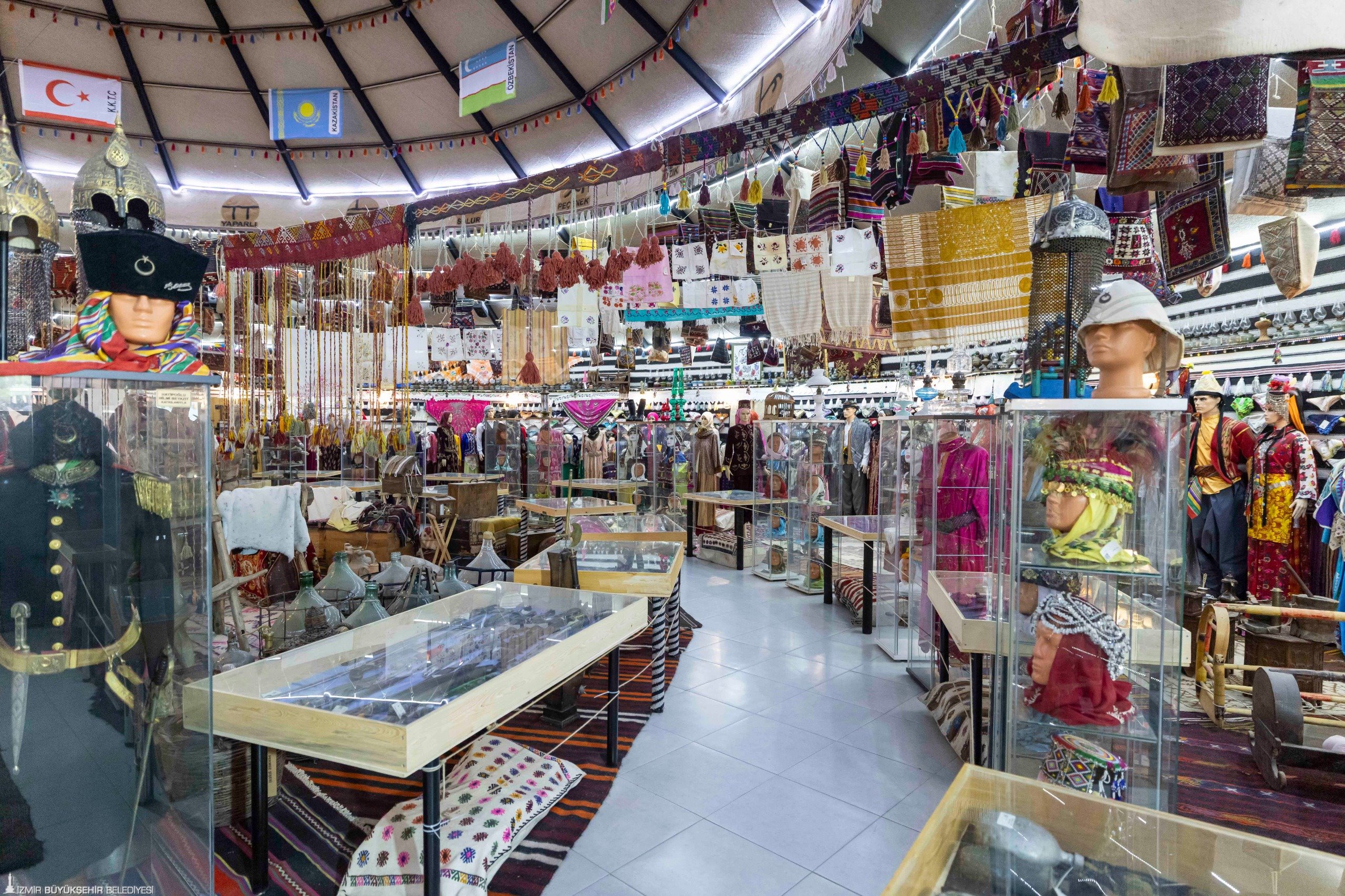 Tugay'dan Oba'da 'Vefa' mesajı: Semeni tepsisinde ne diledi? 8 Tugay'dan Oba'da 'Vefa' mesajı: Semeni tepsisinde ne diledi?