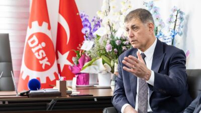 İzmir Büyükşehir Belediye Başkanı Dr. Cemil Tugay, DİSK Ege Bölge