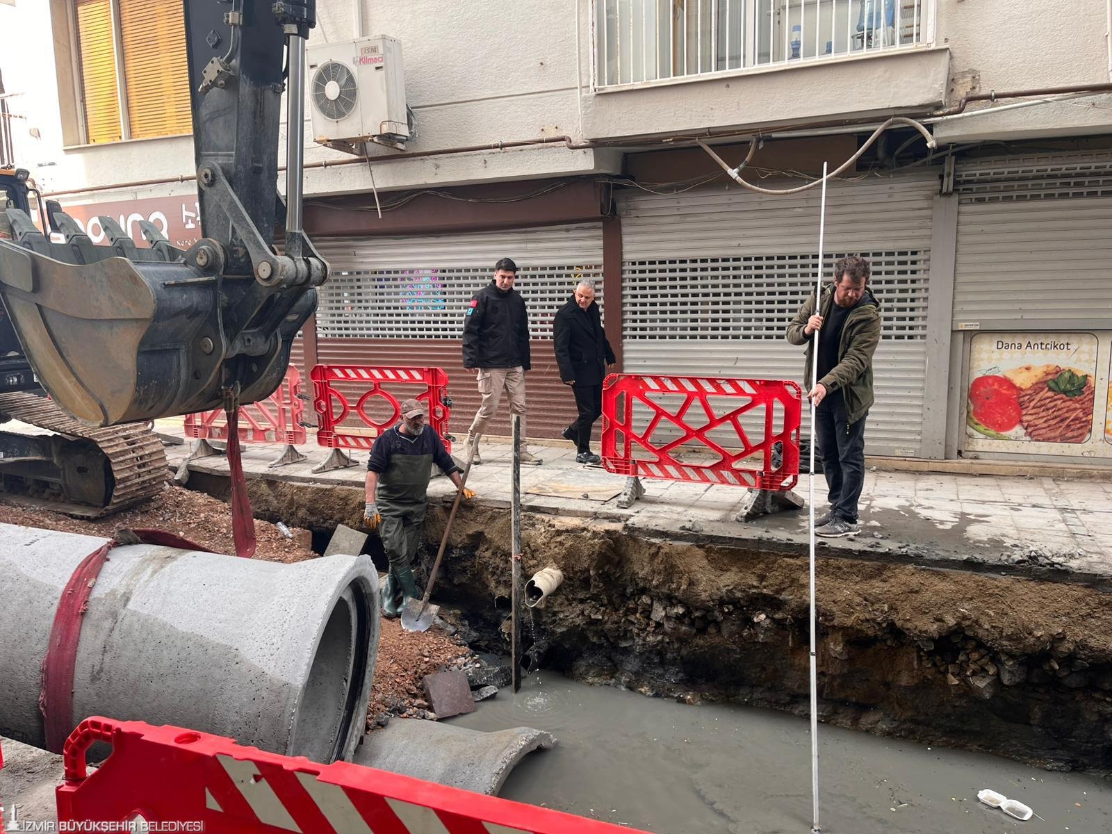 İZSU'dan Alsancak'a 250 milyonluk dev yatırım: Venedik görüntüleri tarihe karışacak