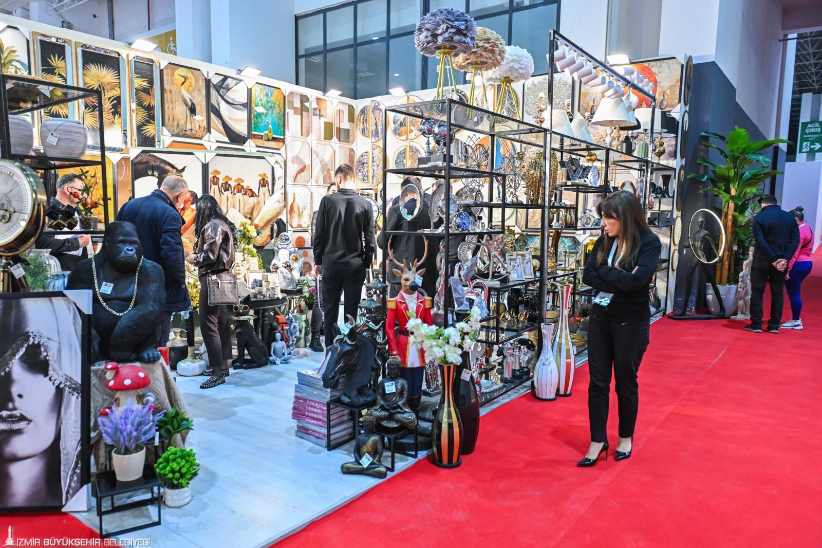 İZFURNEX 2026 - İzmir Mobilya Fuarı kapılarını açtı: Mobilyanın kalbi Fuar İzmir'de atıyor