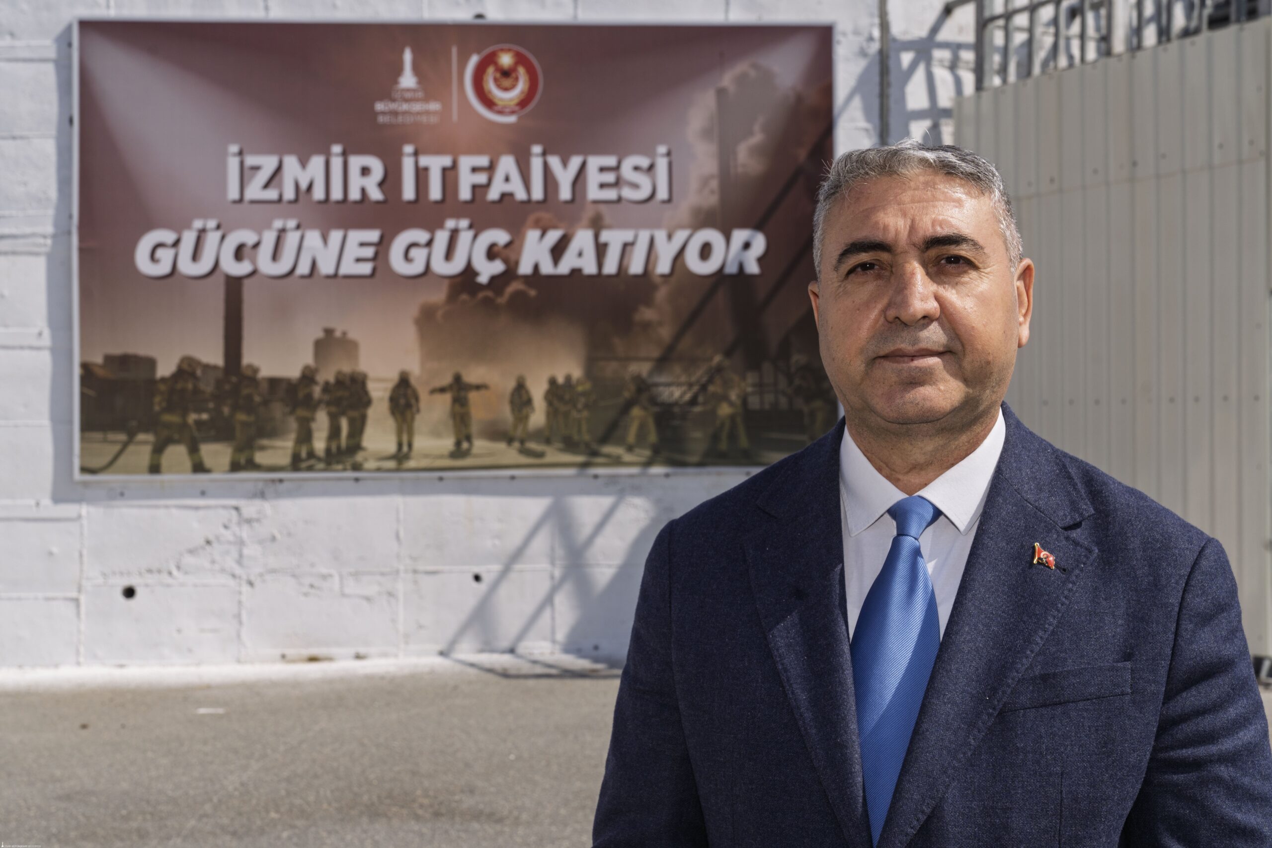 İzmir İtfaiyesi güçleniyor: 100 yeni memur alınacak