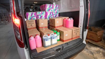 İzmir’in geleceği, temiz sınıflarda şekilleniyor! 

İzmir Büyükşehir Belediyesi, "Hijyenik okullar,