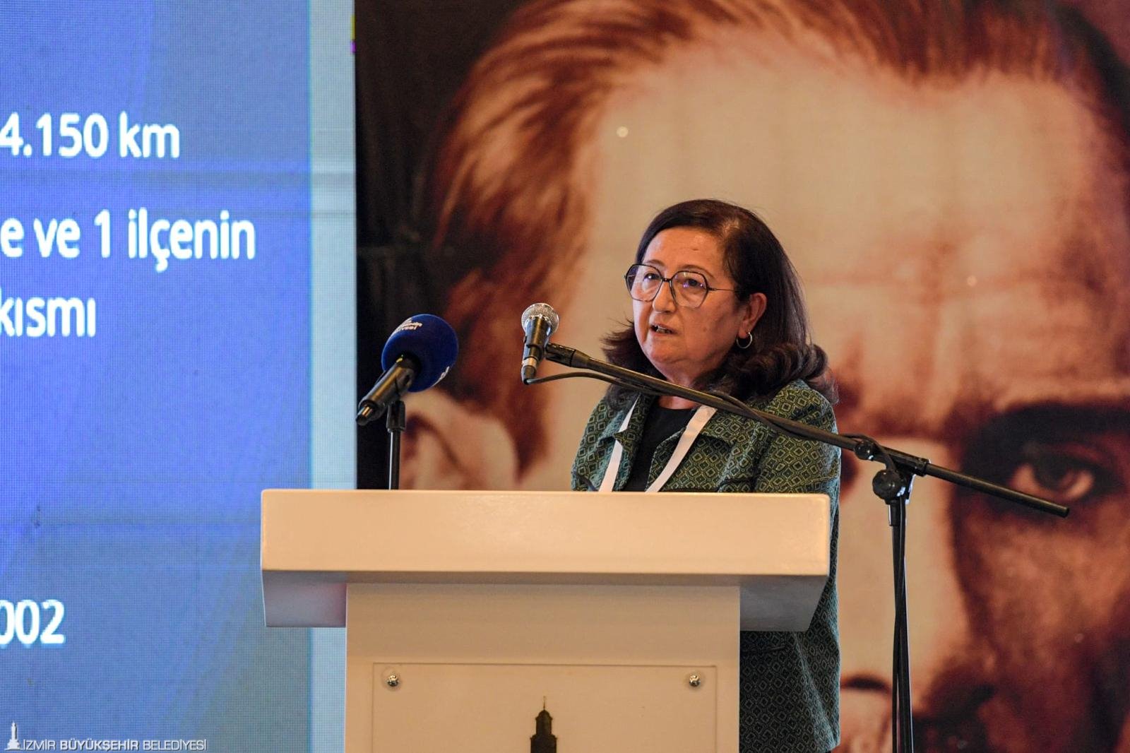 İzmir Körfezi'ne 'modifiye kil kalkanı': 'Canlılara zararı yok'