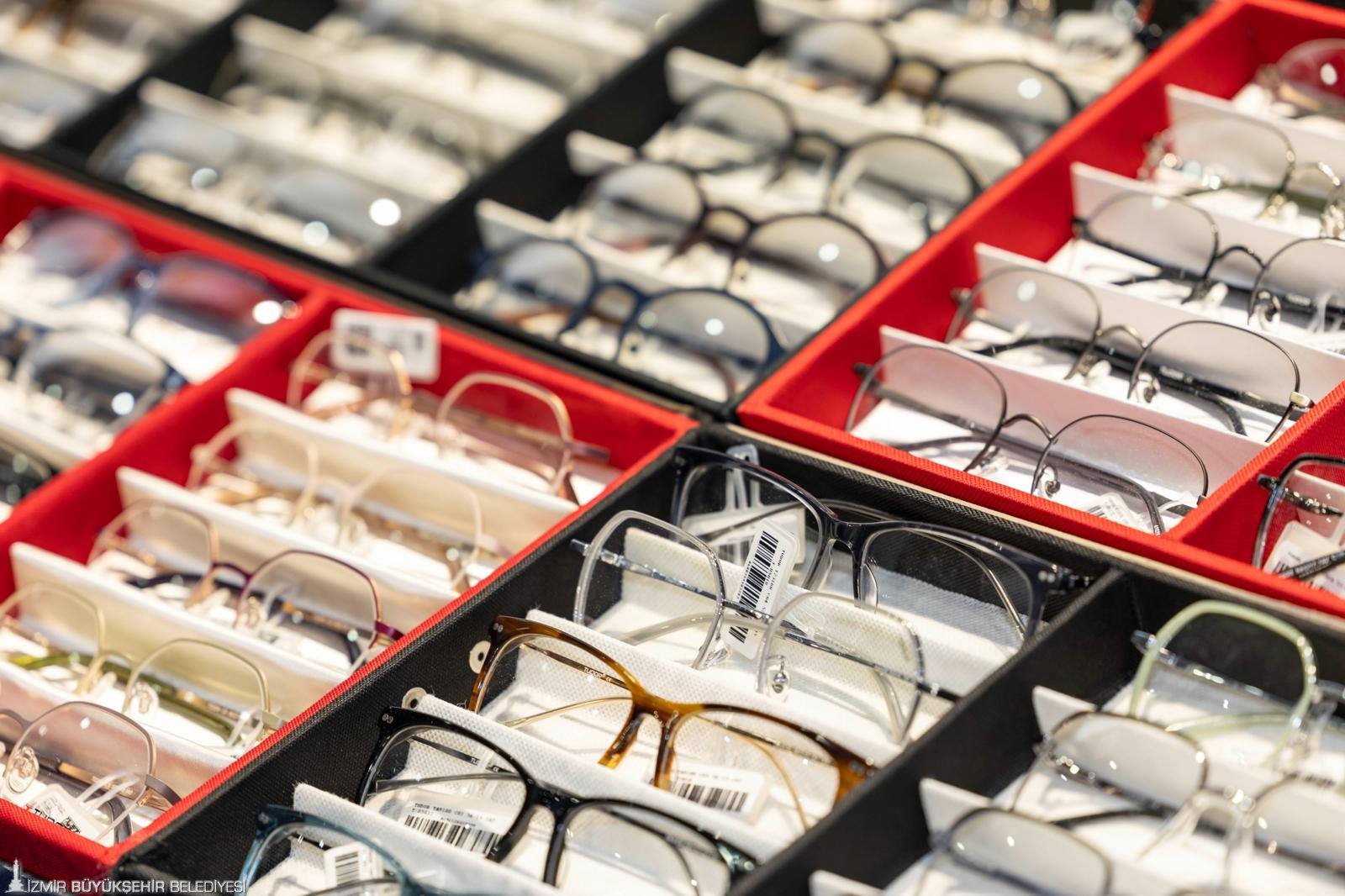 Optic World İzmir kapılarını açtı: Başkan Tugay’dan "330 Milyar Dolarlık Pazar" vurgusu! 9 Optic World İzmir kapılarını açtı: Başkan Tugay’dan "330 Milyar Dolarlık Pazar" vurgusu!