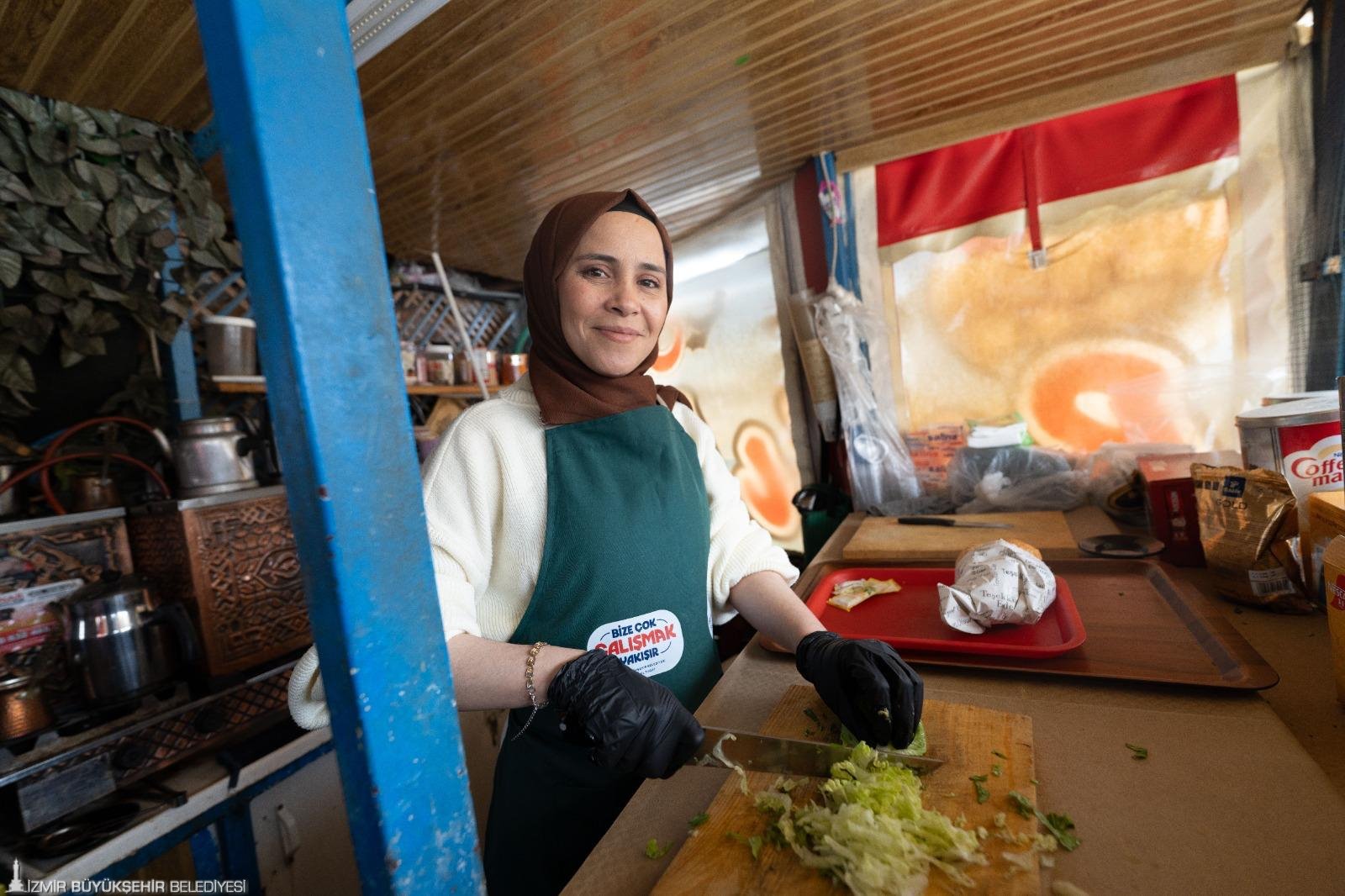 Çiçekçiden balıkçıya ortak çağrı: 'Meslek fabrikamıza dokunmayın'