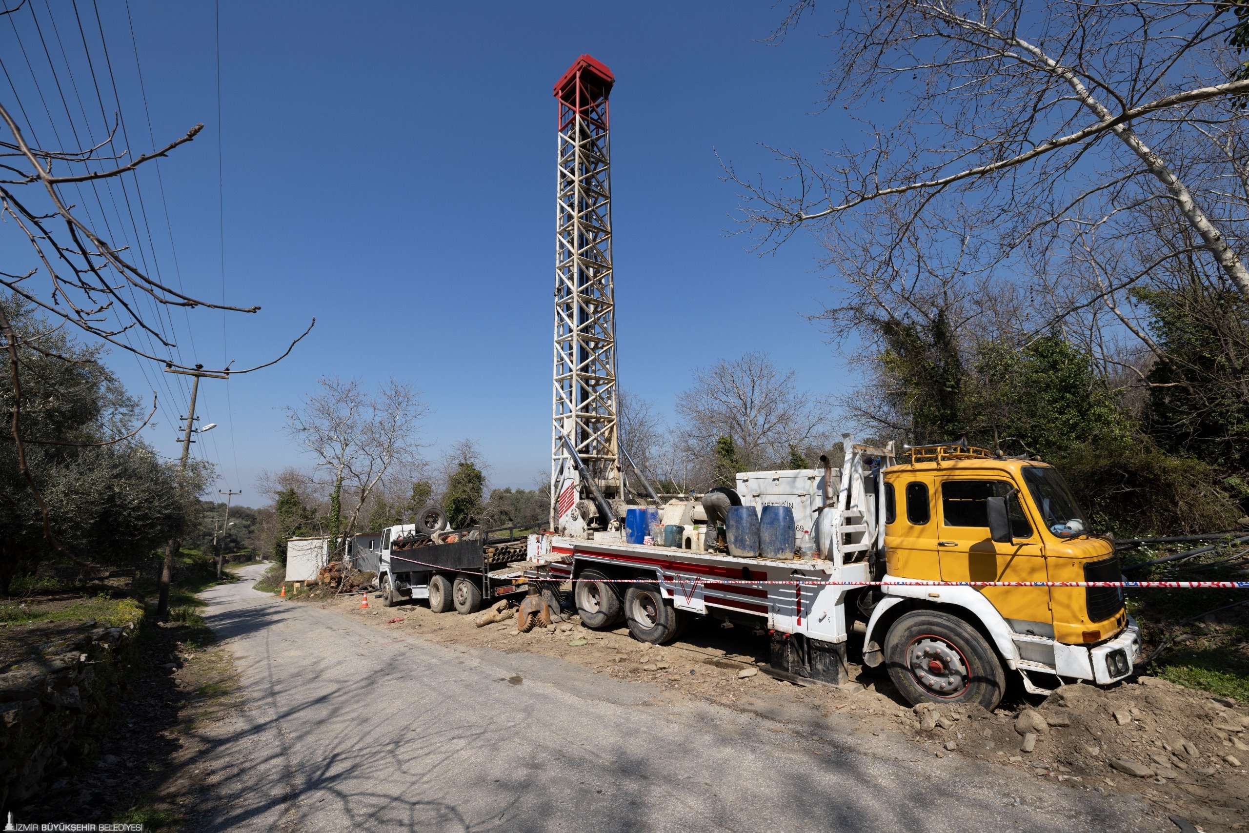İZSU'dan İzmir'e 29 yeni su kuyusu: 4 ilçede kuraklığa karşı su güvenliği tamam 3 İZSU'dan İzmir'e 29 yeni su kuyusu: 4 ilçede kuraklığa karşı su güvenliği tamam