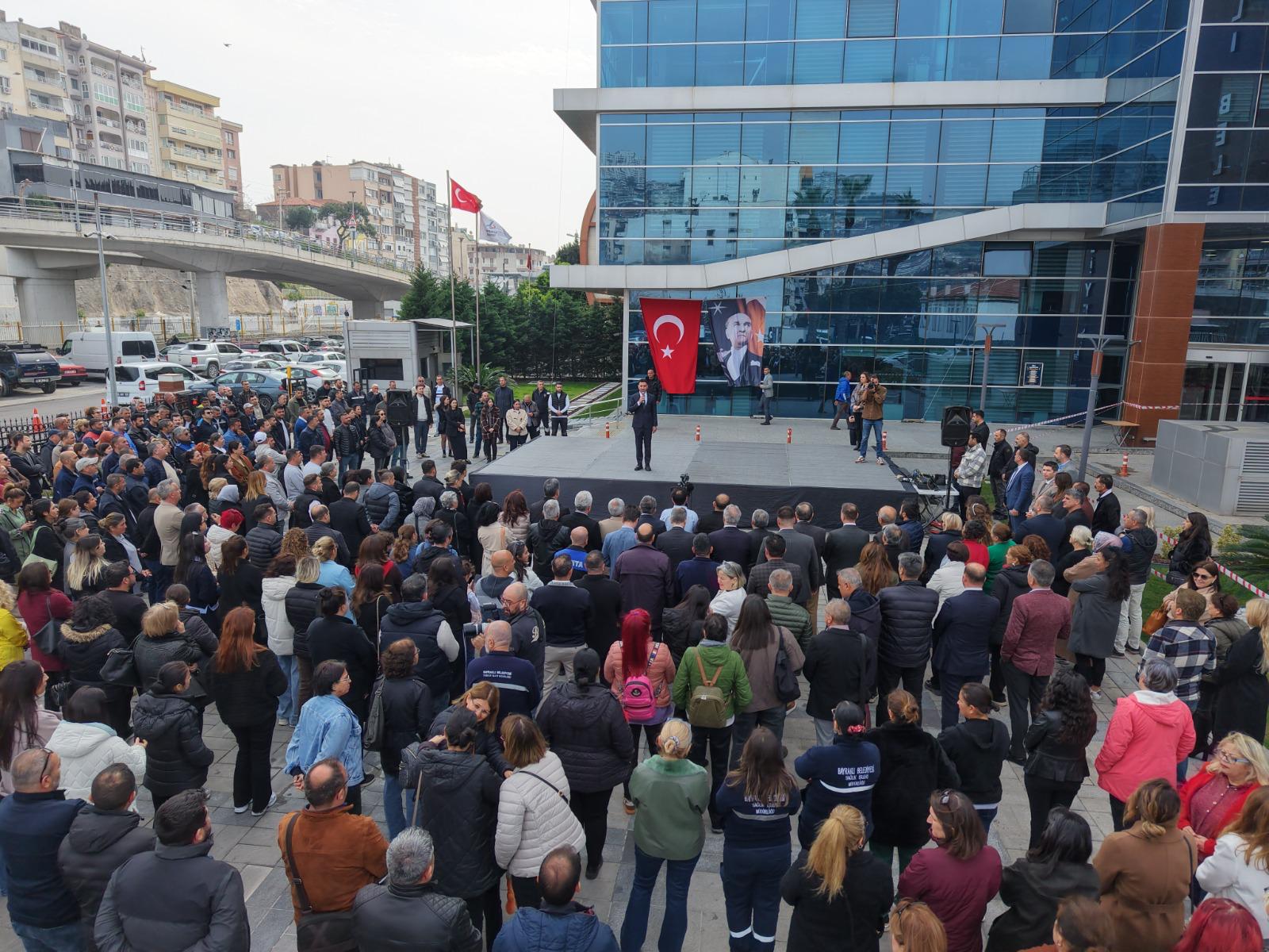 Bayraklı Belediyesi’nde bayramlaşma