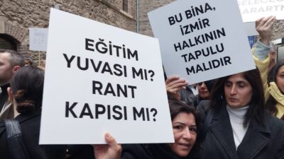 İzmir Büyükşehir Belediye Başkanı Dr. Cemil Tugay, sabah 09.00'da Vakıflar