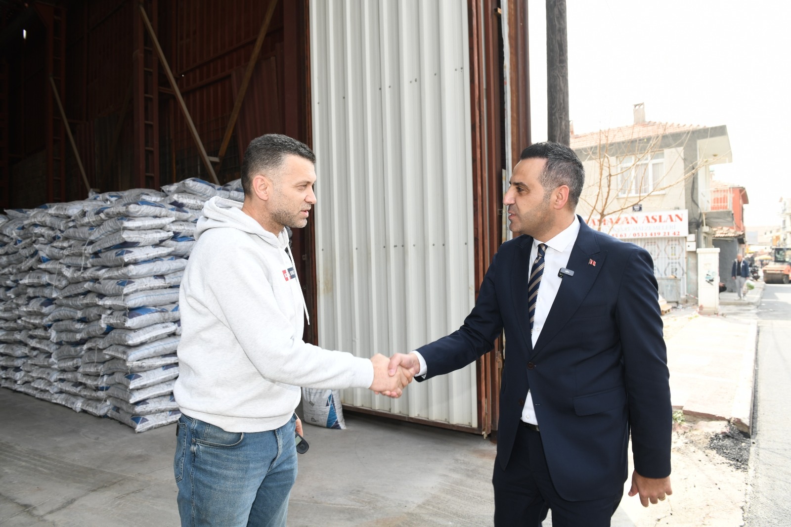 Çiğli'de esnafa “Sevgi Yolu” piyangosu: Başkan Yıldız’dan bayram müjdesi