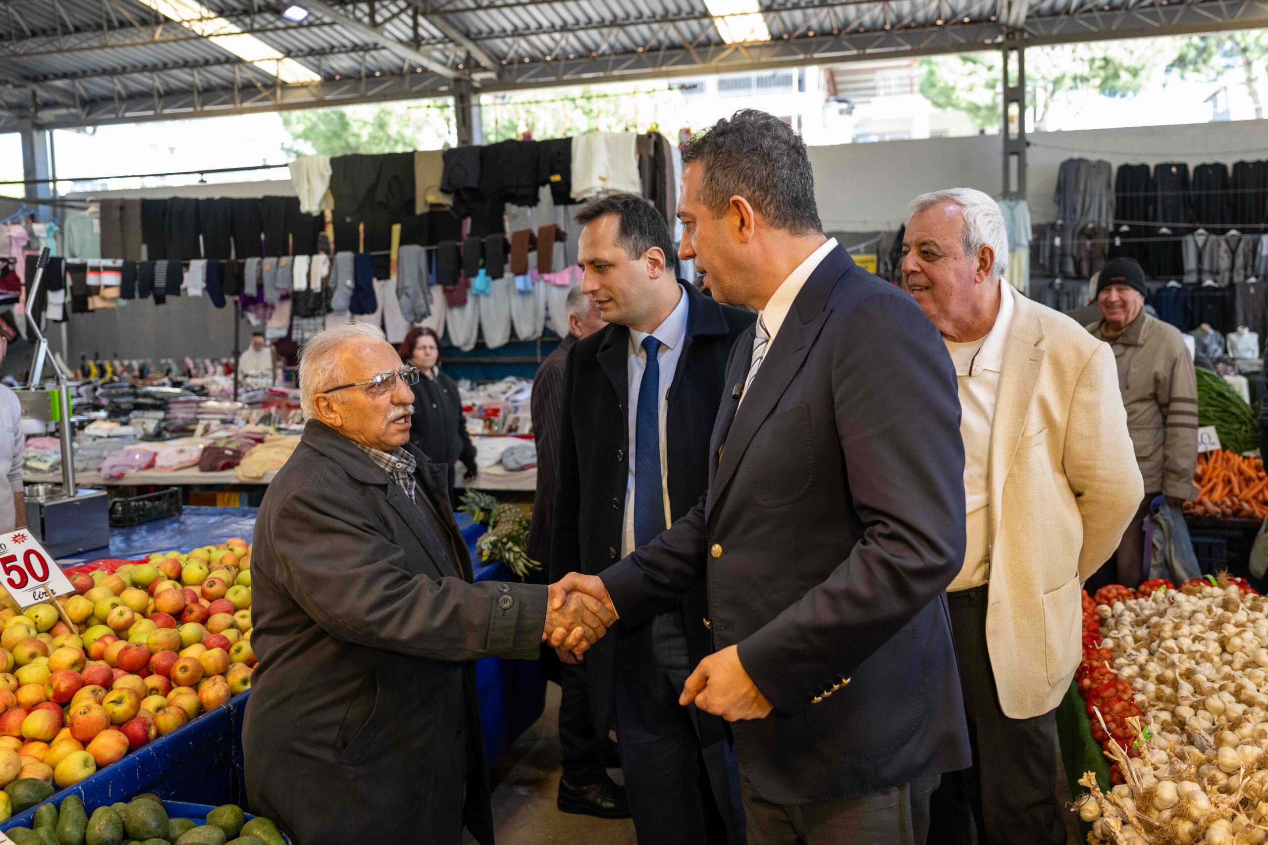 Ali Mahir Başarır Bornova’dan mesaj verdi: “Çözüm CHP iktidarında”