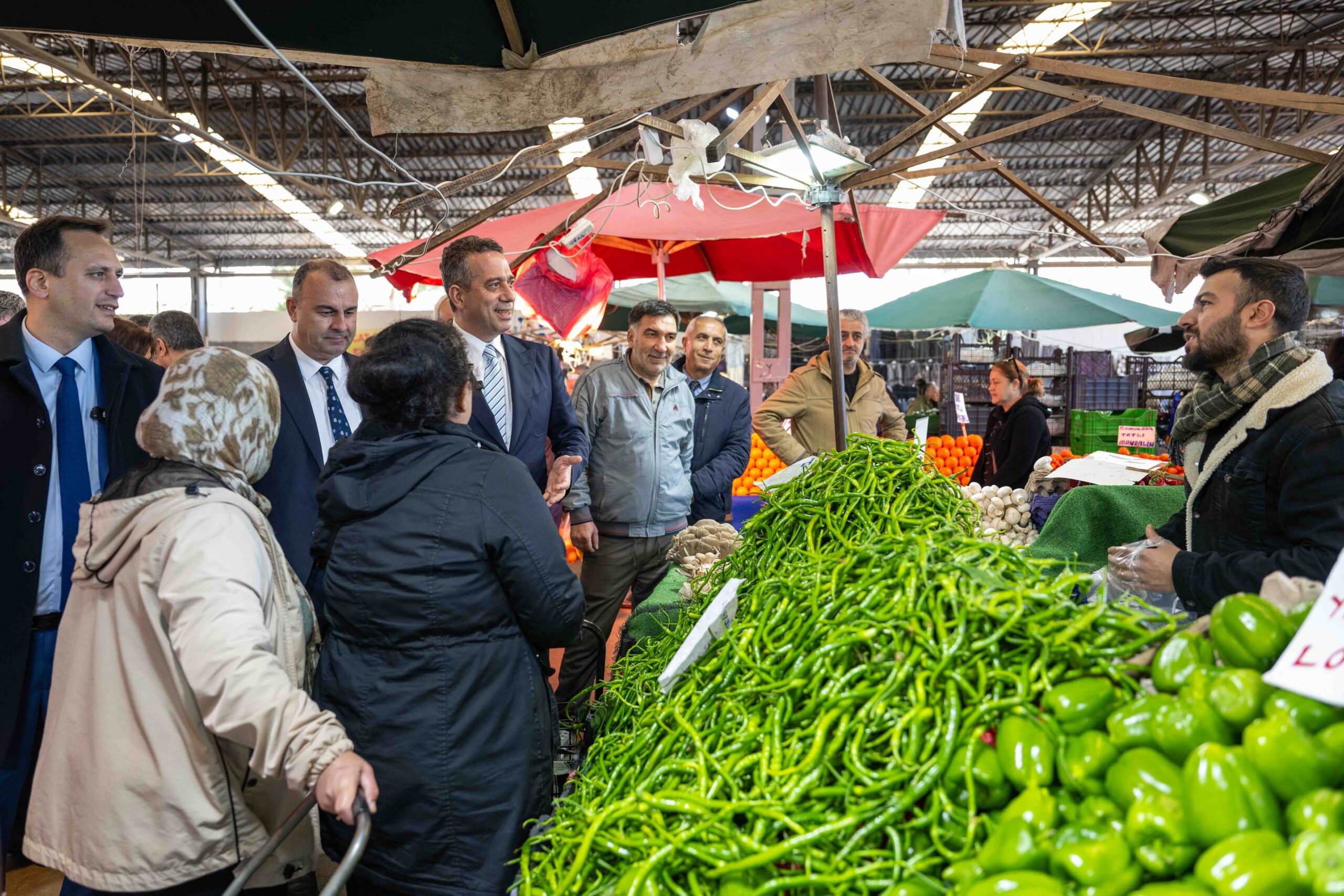 Ali Mahir Başarır Bornova’dan mesaj verdi: “Çözüm CHP iktidarında” 3 Ali Mahir Başarır Bornova’dan mesaj verdi: “Çözüm CHP iktidarında”