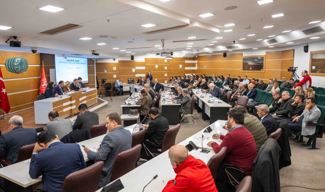 Bornova Belediyesi, ilçenin temizlik standartlarını yükseltmek ve araç filosunu gençleştirmek