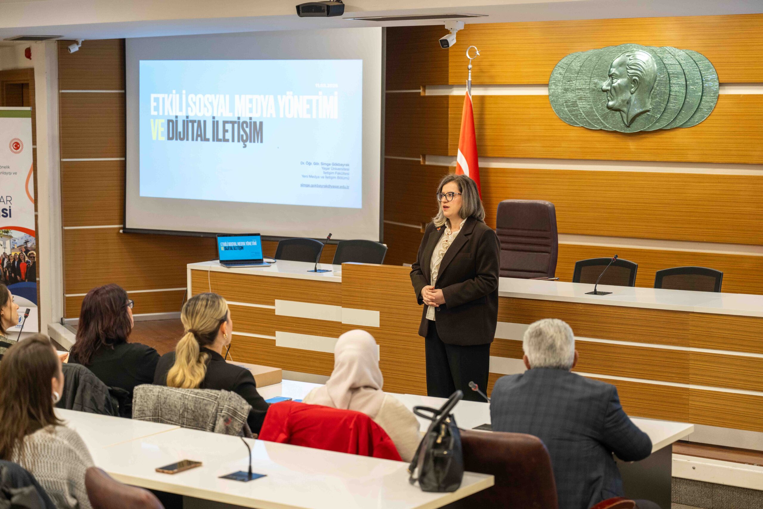 Bornova’da muhtarlık 2.0 devri! Muhtarlar dijital dünyaya adım attı 2 Bornova’da muhtarlık 2.0 devri! Muhtarlar dijital dünyaya adım attı