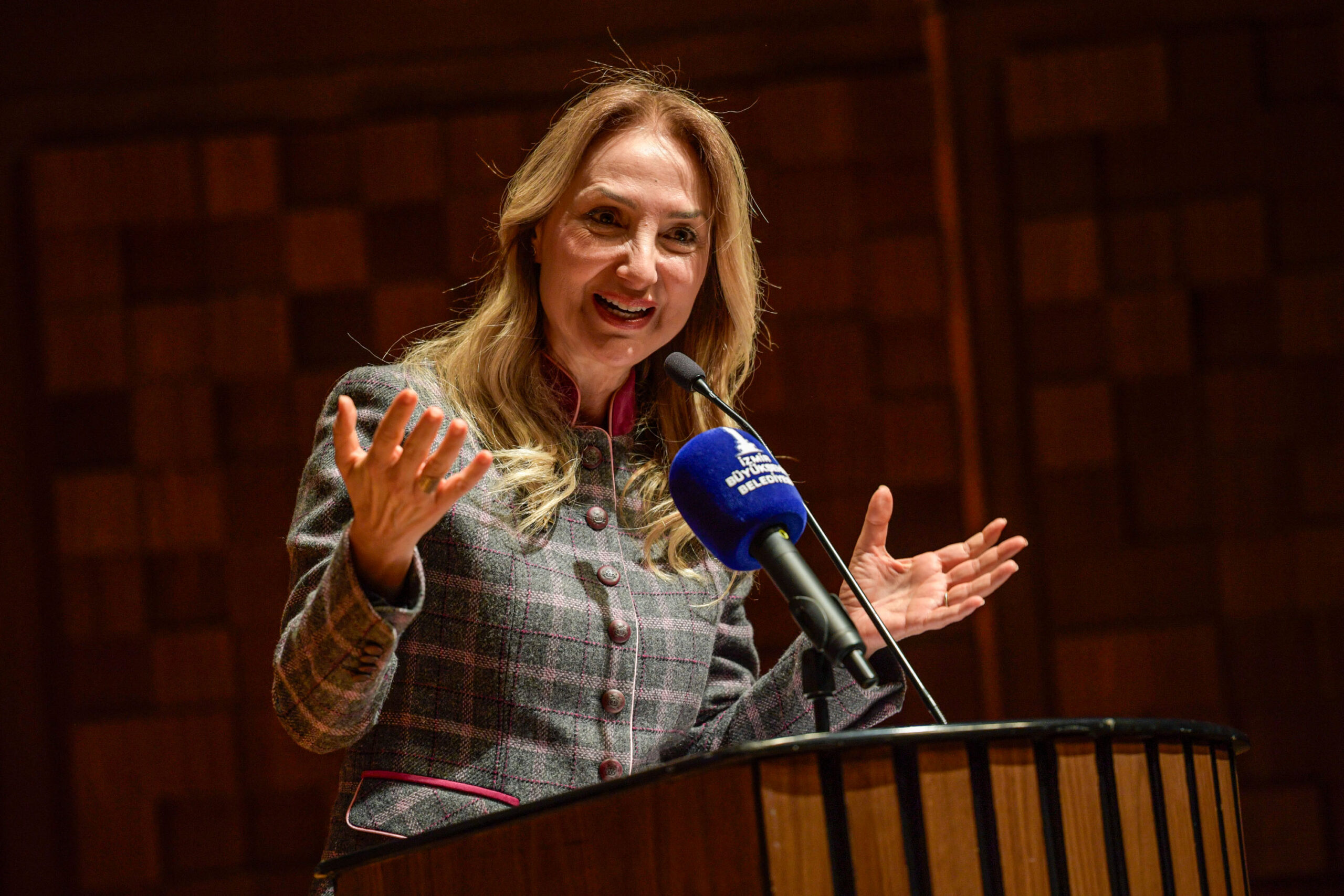 İzmir’den Türkiye’ye erişilebilirlik çağrısı: “Engelli değil, engellenen bireyler vardır!”