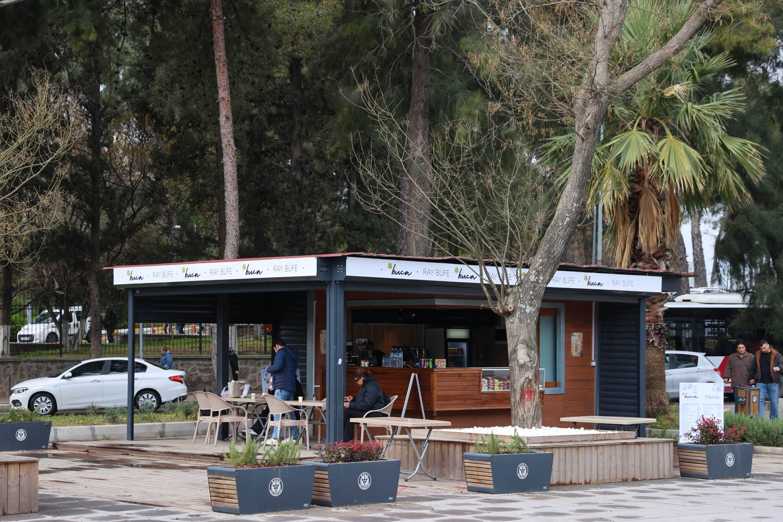 Buca Belediyesi'nden cep dostu büfeler: Çay molası artık daha keyifli 2 Buca Belediyesi'nden cep dostu büfeler: Çay molası artık daha keyifli