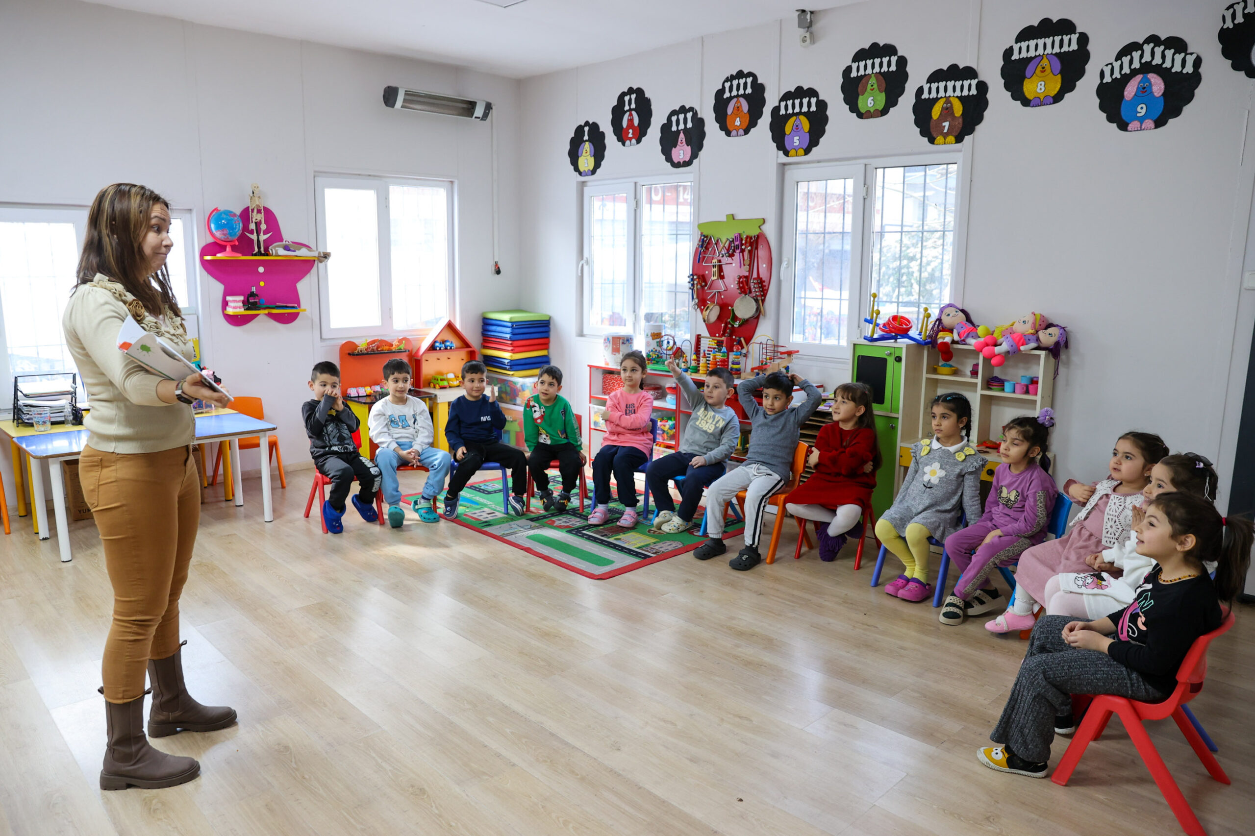 Buca’da miniklerin "İlk Kütüphane" heyecanı! Başkan Duman: Okuyan bir nesil yetiştiriyoruz