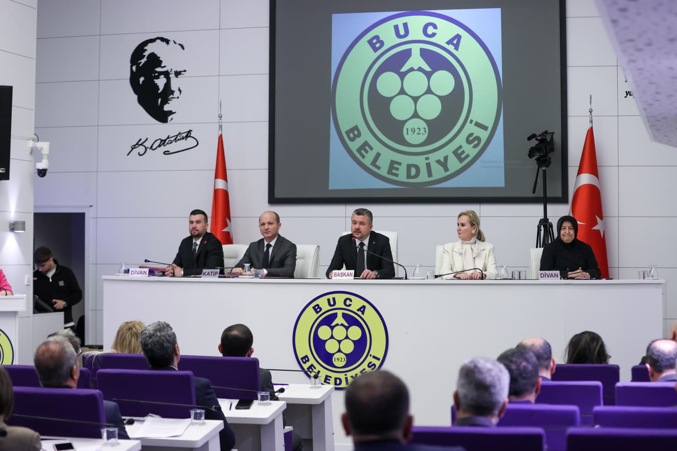 Buca Meclisi’nde 'Gazoz Fabrikası' gerilimi: “Bir an önce geçmesi için taahhüt mü verildi?"