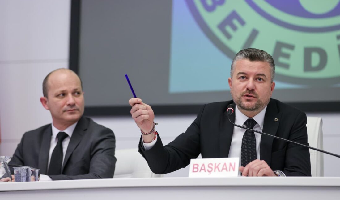 Buca Belediyesi Mart ayı olağan meclis toplantısına, kamuoyunda "gazoz fabrikası"