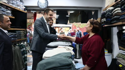 Cumhuriyet Halk Partisi (CHP) İzmir İl Başkanı Çağatay Güç, saha