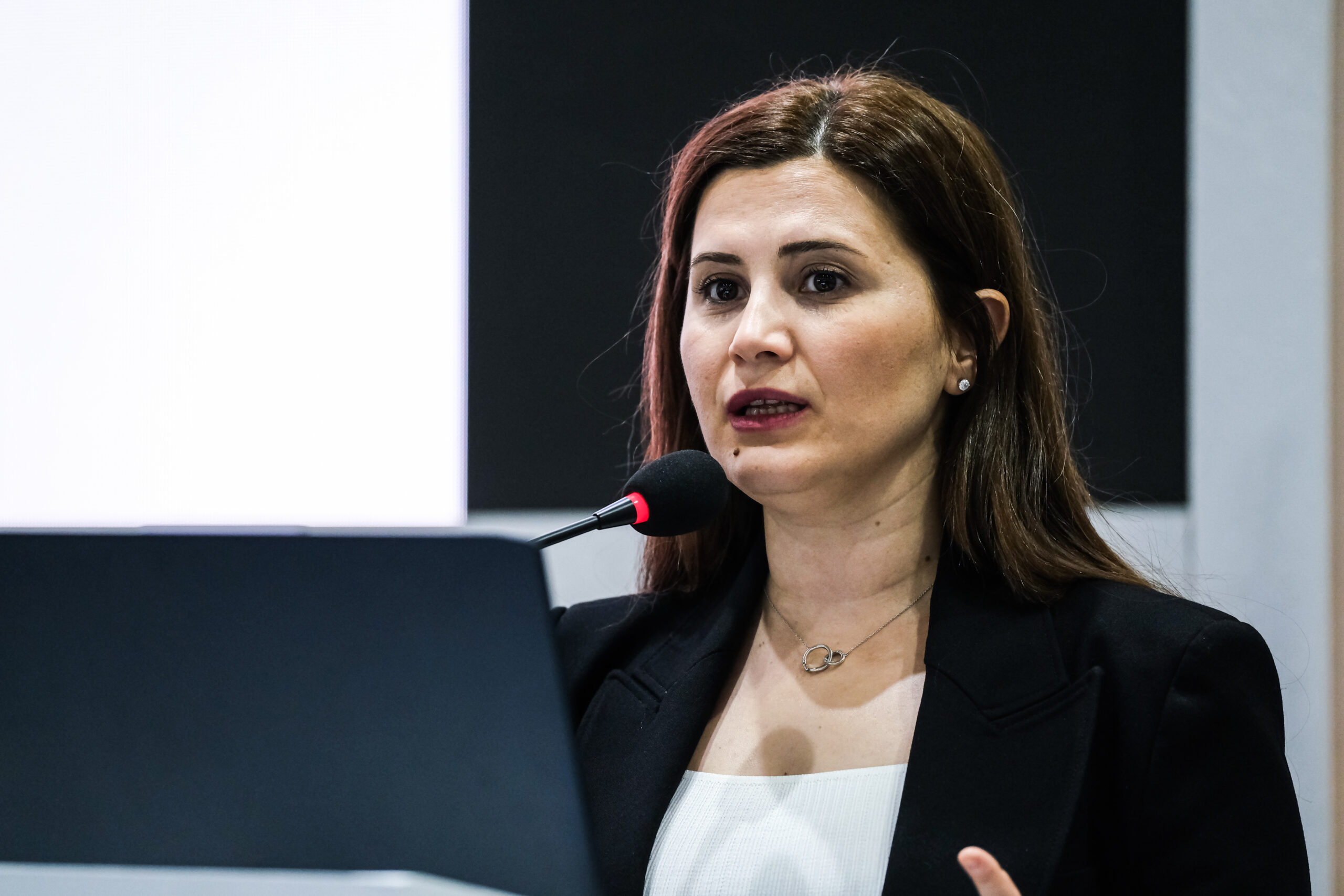 İzmir’den korkutan 2050 kehaneti: Dünyanın yarısı göremeyecek mi? 4 İzmir’den korkutan 2050 kehaneti: Dünyanın yarısı göremeyecek mi?