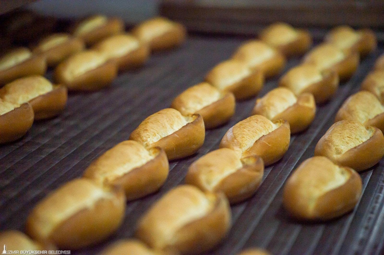 İzmir'de ekmeğe zam: 200 gramlık ekmek kaç lira oldu?