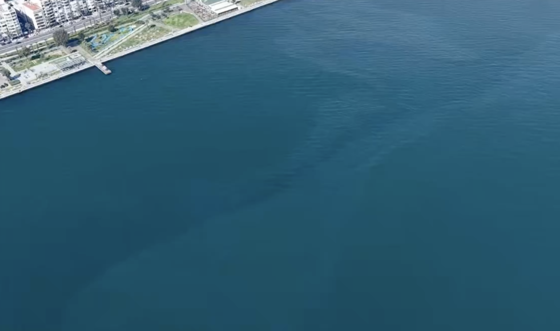 İzmir Büyükşehir Belediye Başkanı Dr. Cemil Tugay, İzmir Körfezi’nde bugün