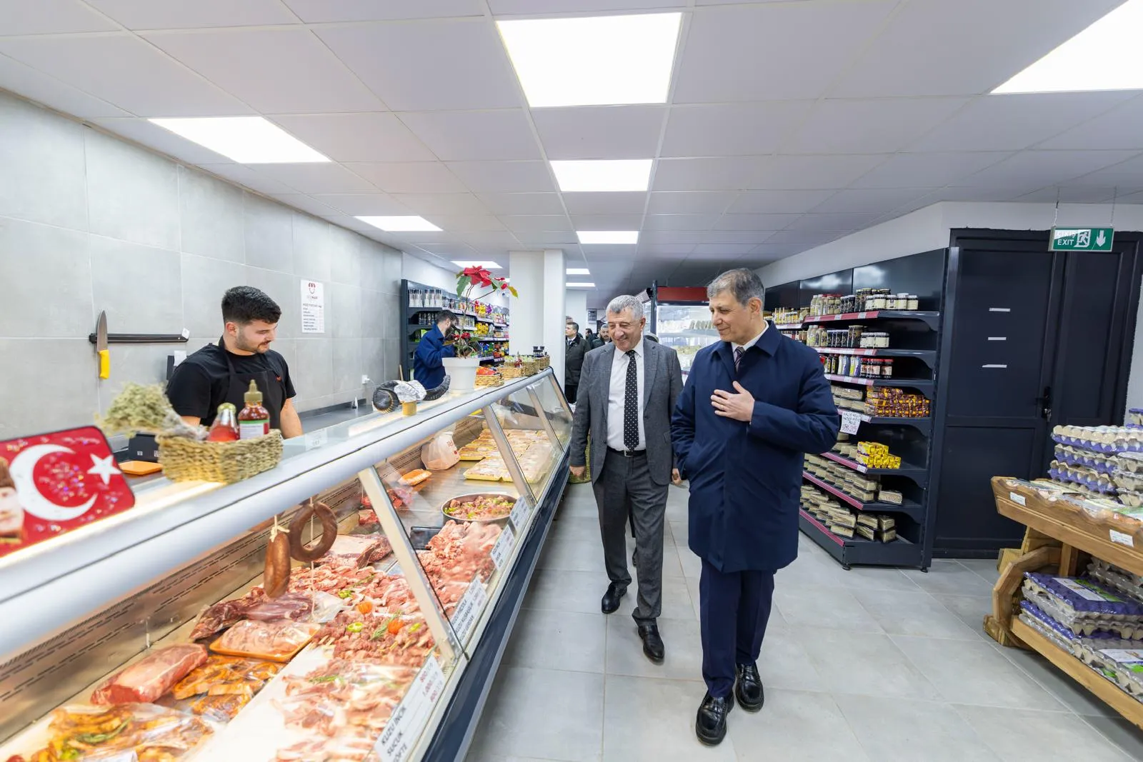 Başkan Tugay Güzelbahçelilerle iftarda buluştu: “Zorlukları birlikte aşarız”