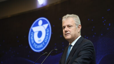 İzmir Ticaret Odası (İZTO) Yönetim Kurulu Başkanı Mahmut Özgener, 8