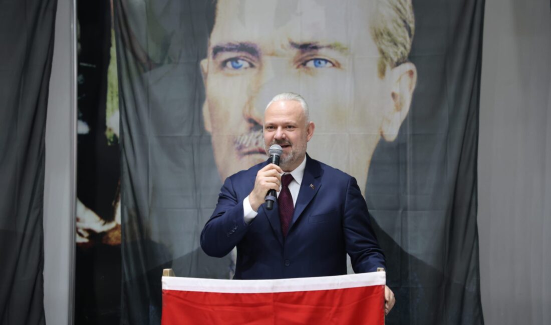 Menemen Belediye Başkanı Aydın Pehlivan, MHP Menemen İlçe Başkanlığı tarafından