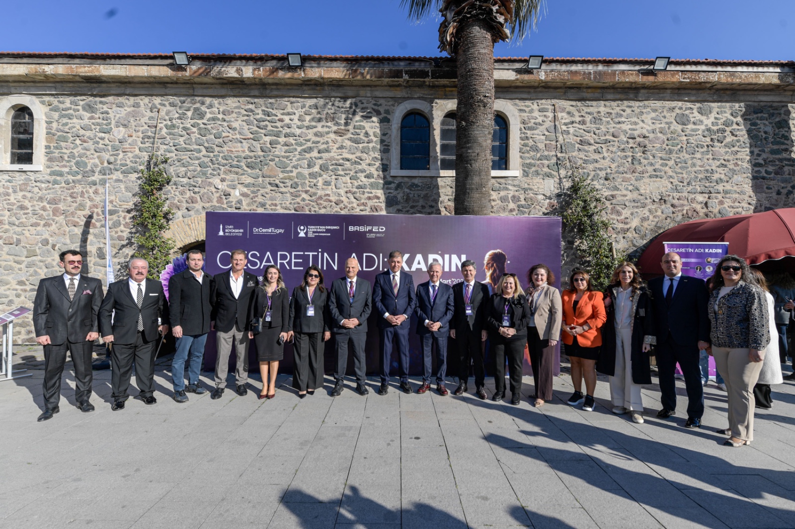 Tugay'dan 'Kadın Zirvesi'nde net mesaj: “Kadınlar geride bırakılmıyor, geride bıraktırılıyor" 5 Tugay'dan 'Kadın Zirvesi'nde net mesaj: “Kadınlar geride bırakılmıyor, geride bıraktırılıyor"