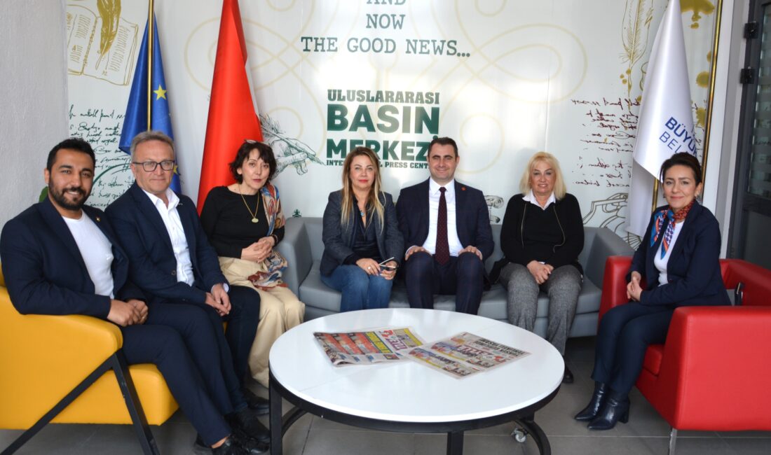 CHP İzmir İl Başkanı Çağatay Güç, İzmir Gazeteciler Cemiyeti’ni ziyaret