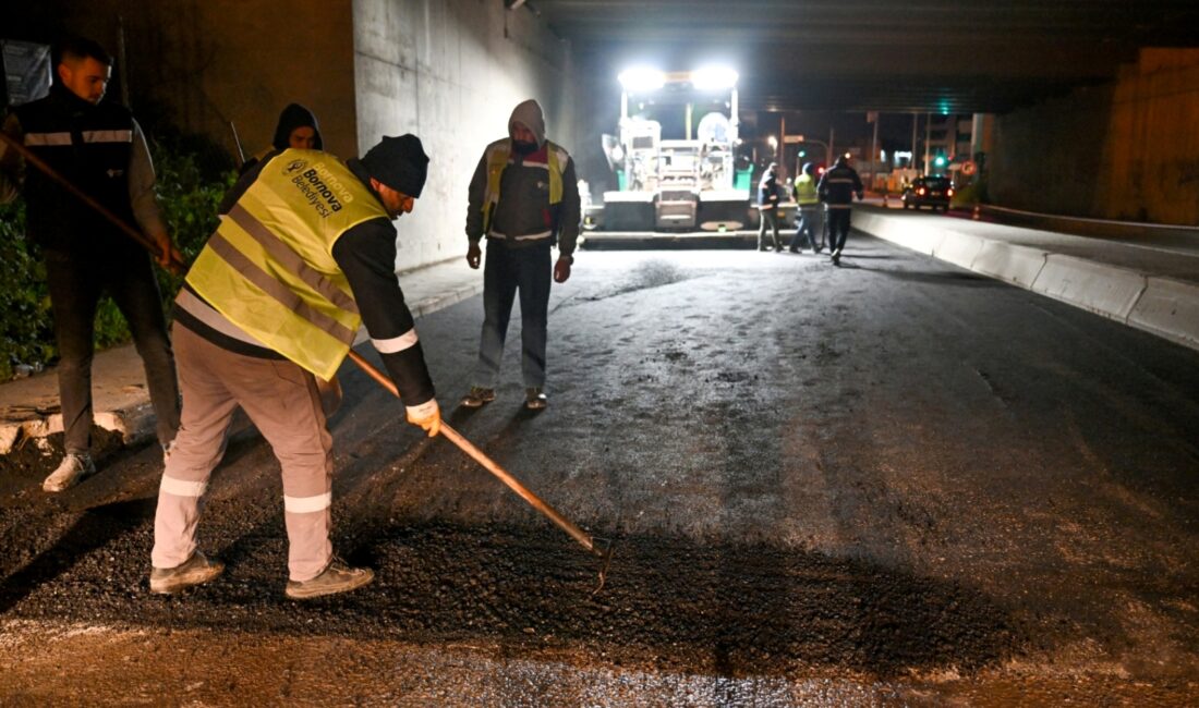 Son yılların en yağışlı Şubat ayını geride bırakan Bornova’da ekipler