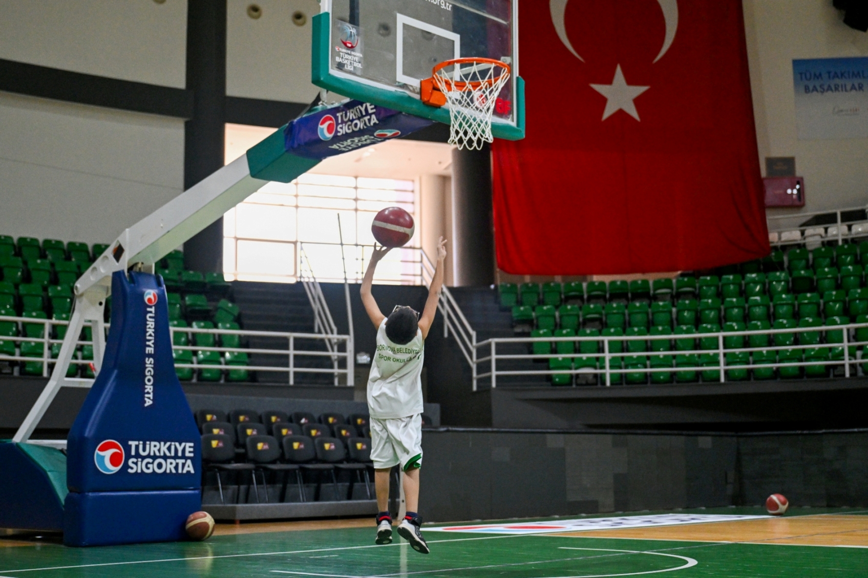 Potada gelecek var: Bornova’da çocuklar sporla büyüyor