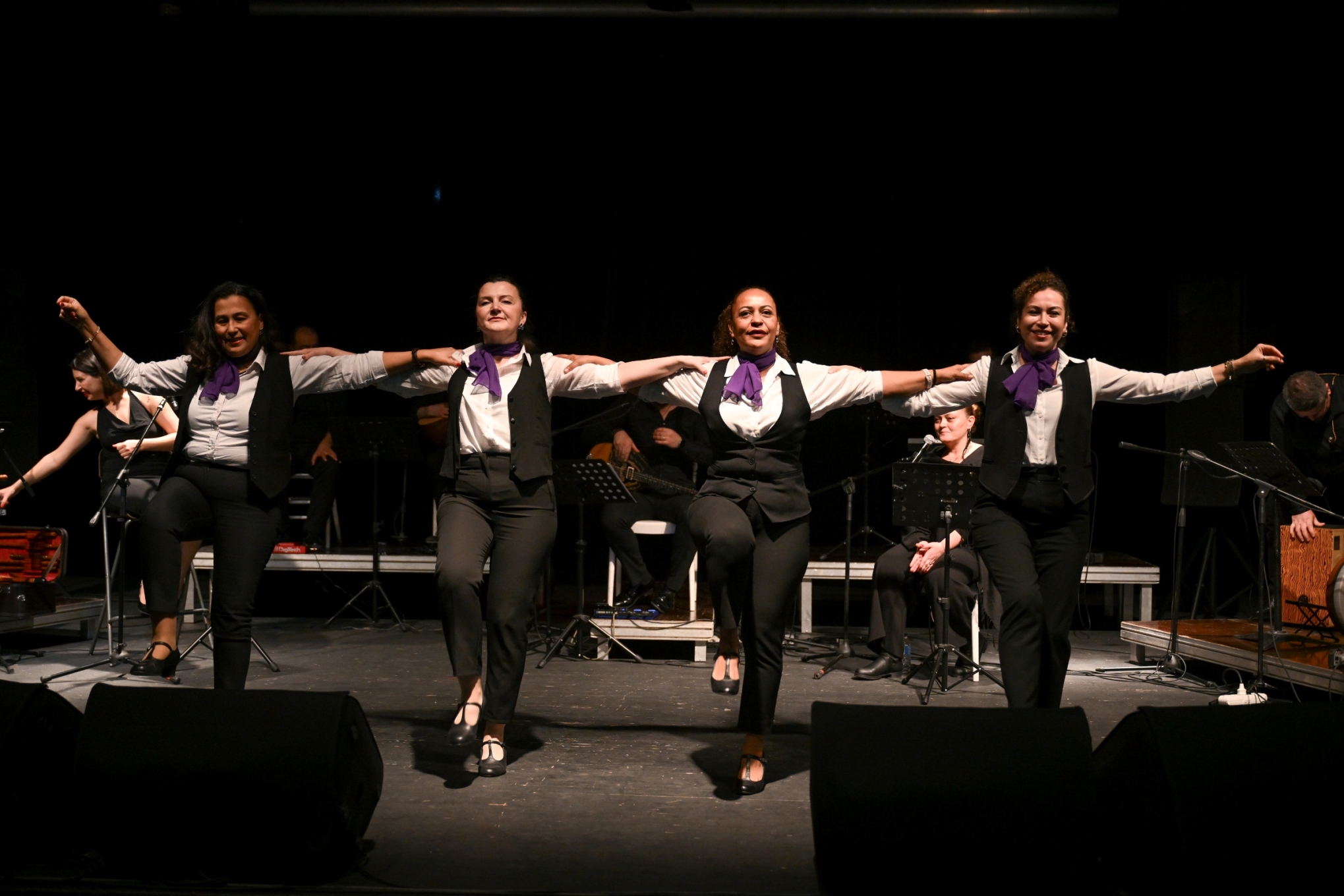 Ege’nin İki Yakası Bornova’da 'tek yürek' oldu: Mübadele ezgileriyle duygu seli