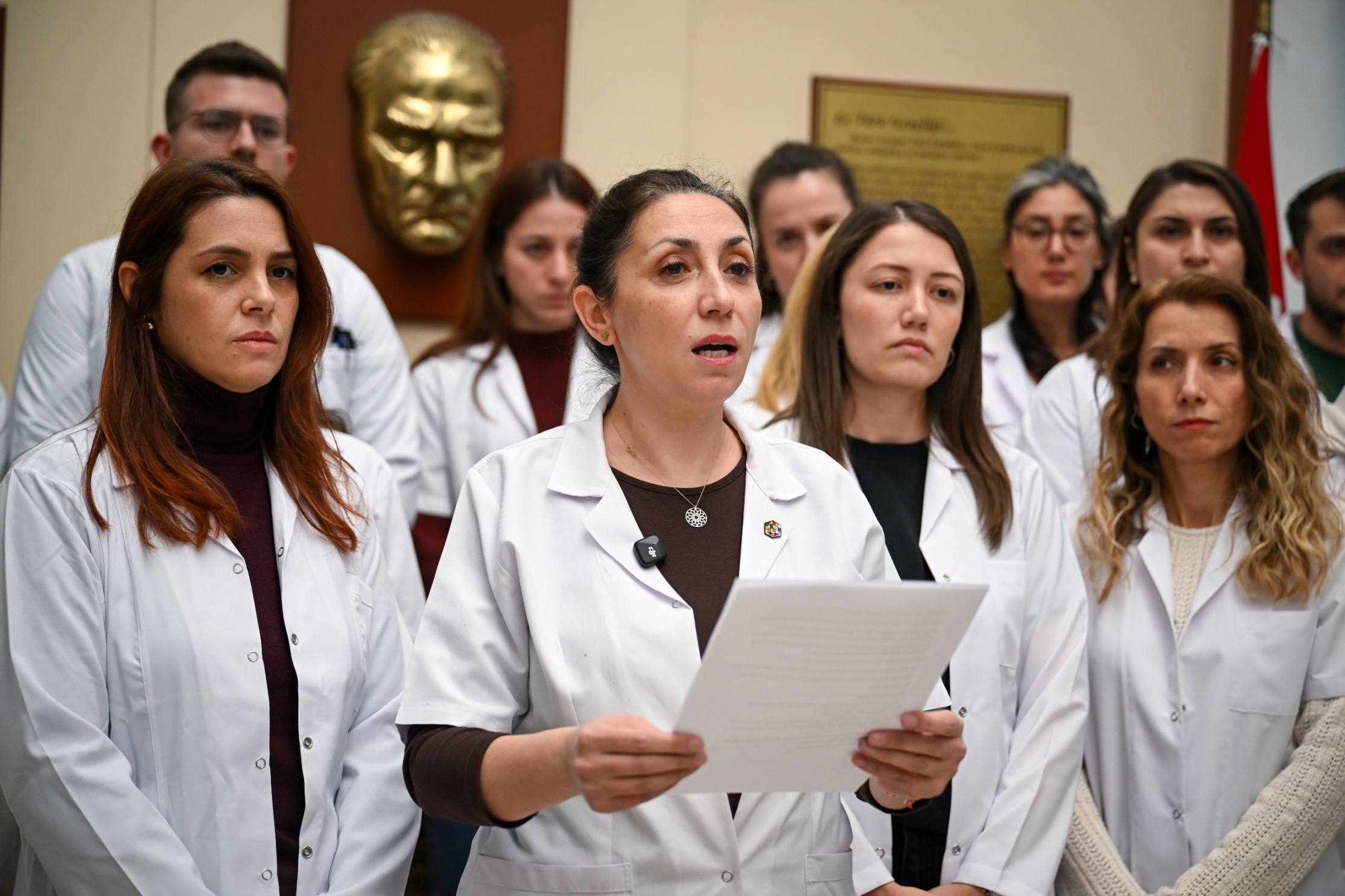 Bornova'da öğretmenlerden 'Güvenli Okul' nöbeti: