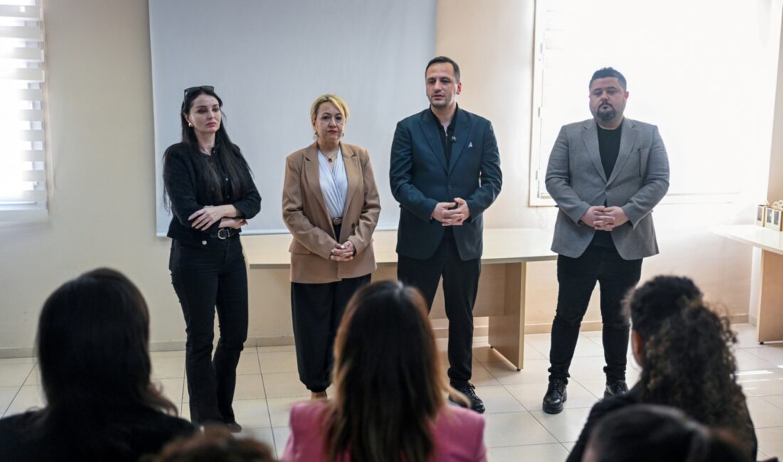 Bornova Belediye Başkanı Ömer Eşki, 14 Mart Tıp Bayramı kapsamında