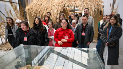 Bornova’nın 8500 yıllık kalbi Yeşilova Höyüğü, bu kez tarihin en